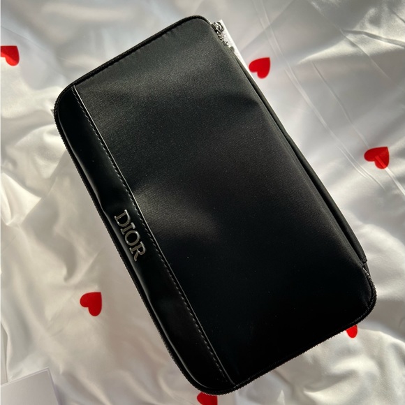 Dior Makeup Brush Set - Picture 2 of 4